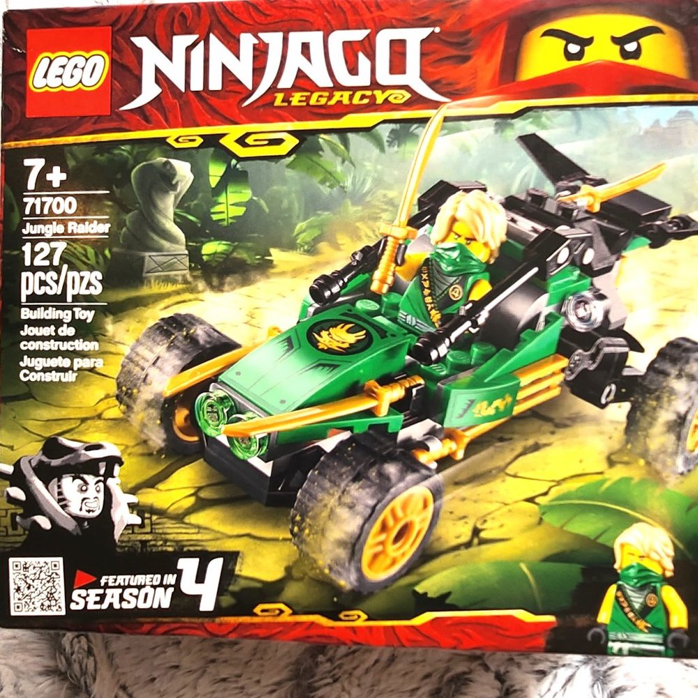 NEW LEGO NINJAGO Legacy NWT Jungle Raider 71700 with figure In Box not opened